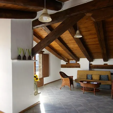 Casa Miret De *